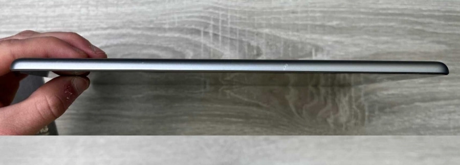 Планшет Apple iPad 6 9.7 дюйми Wi-Fi 128GB LTE Space Gray A1954 Киев - изображение 2