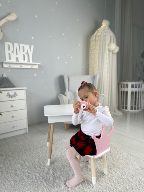 Детский столик с откидным верхом и стульчик 