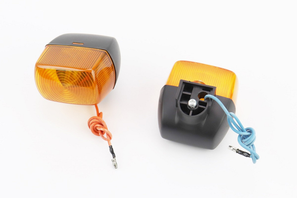 Поворотник лев., Прав. (без "ніжки") к-кт 2 шт, жовті Киев - изображение 1