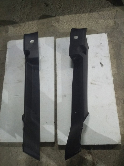 Направляюча шторки багажника 1S71-N55158-Akw Форд Вінниця - фото 1