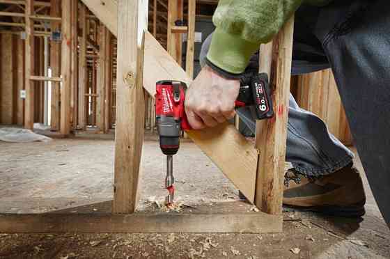 Дрель-шуруповерт аккумуляторный бесщеточный MILWAUKEE, M12 FDD2-602X (зарядное устройство С12 С, 2 аккумулятора М12 В6 6Ач, клипса д Одесса