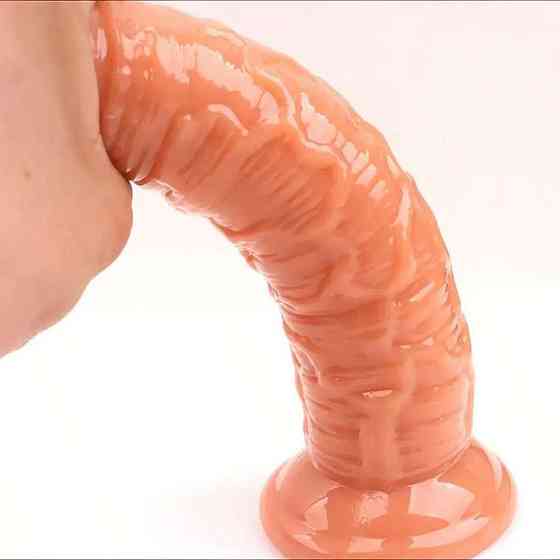 Фаллоимитатор реалистичный на присоске S 14х2,8 см Бежевый Винница