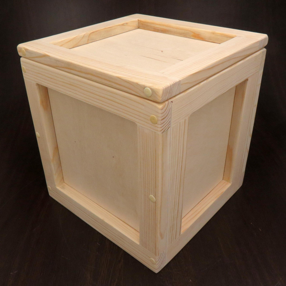 Интерьерный декоративный ящик 