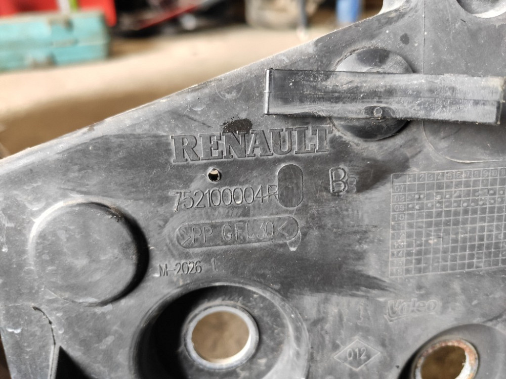 Установча панель (телевізор, окуляр) Renault Megane III 2009-2016 (752100004R) Ковель - фото 6