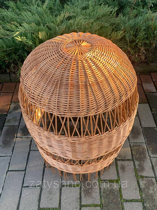 Плетені люстри з лози в кафе Київ - фото 2