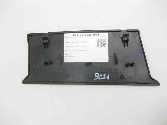 Mercedes-Benz  A2117270228 9051 Кришка під підлокітником карти передніх правих дверей чорна E-class W211 E-class S211 Одеса