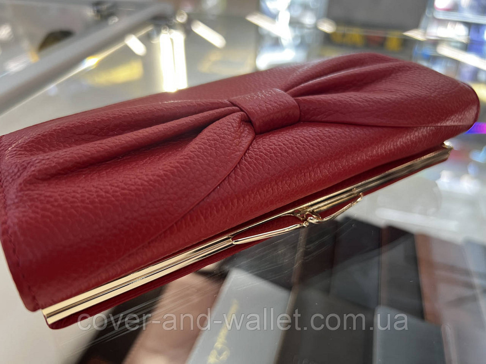 Класичний жіночий гаманець з натуральної шкіри червоного кольору з бантом Salfeite Київ - фото 14