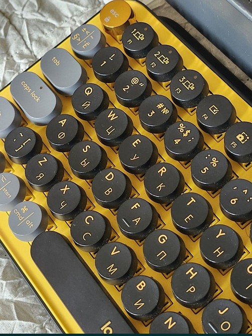 Клавиатура: Logitech POP Keys Bolt. Киев - изображение 2