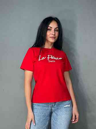 Футболка жіноча A-N 30103 базова з вишивкою La Poésie Paris однотонна, червоний, one size Київ