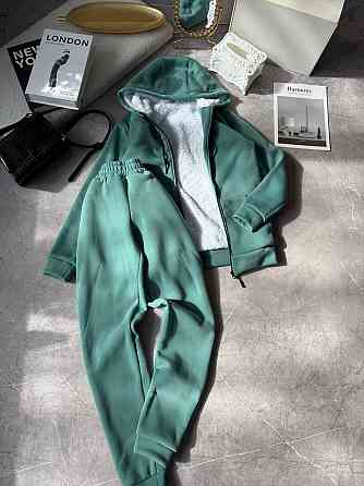 Жіночий теплий повсякденний костюм: худі + штани, тринитка на флісі + хутро Оливка, 50/52 Одеса