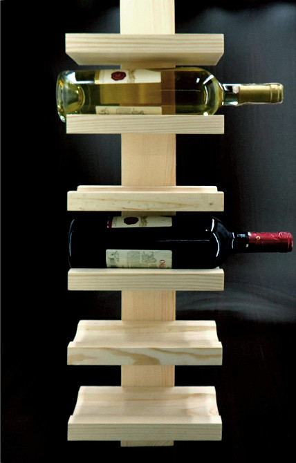 Настенная винная полка 