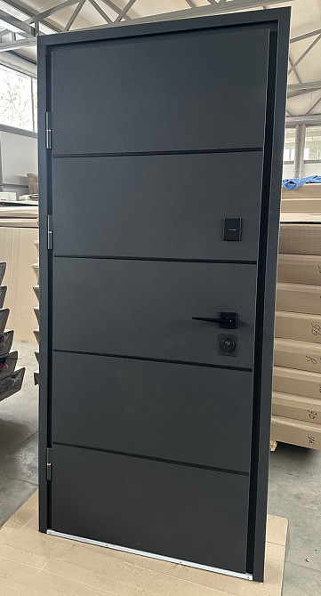 Двери уличные Redfort, модель Стрит Грей Люкс (Металл/МДФ) , комплектация Комфорт (3 контура) 960 Киев - изображение 3