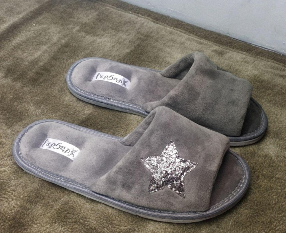 Тапочки женские открытые велюровые серые 