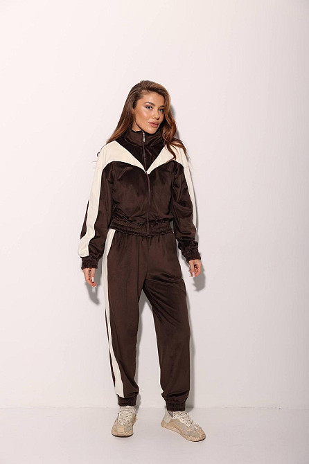 Женский прогулочный костюм с контрастными вставками велюр Одесса - изображение 6