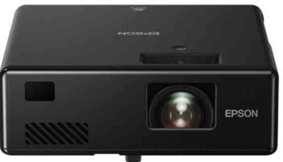 Проєктор: Epson EF-11. Харків