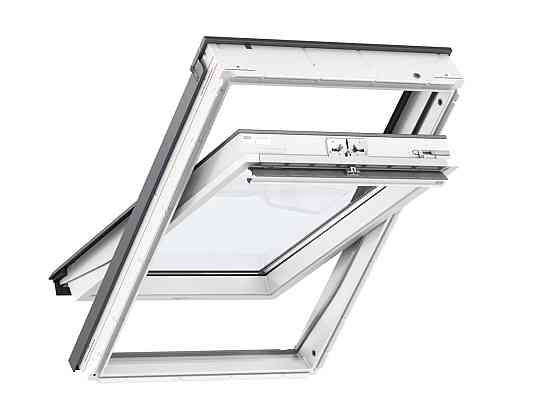 Мансардное влагостойкое окно Velux Стандарт Плюс GLU 0061 (ручка сверху) 78*98 Киев