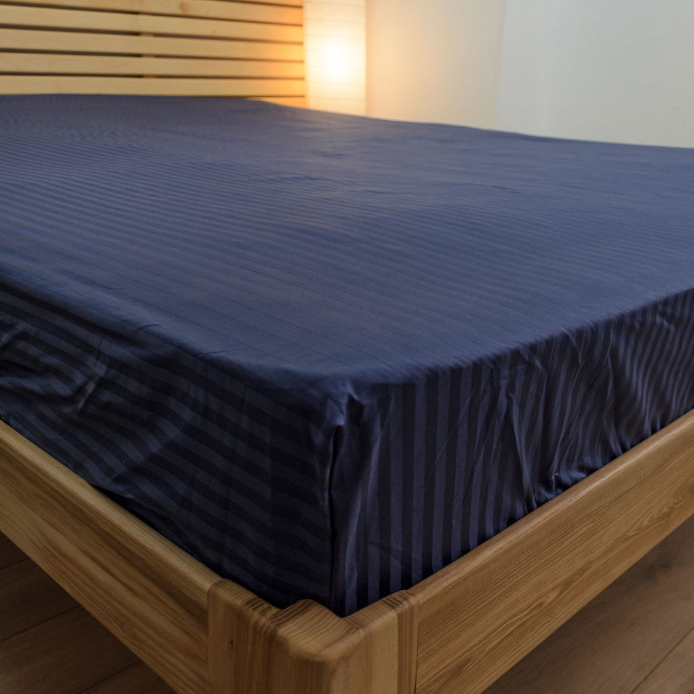 Простирадло на резинці двоспальне страйп-сатин 100% бавовна 160х200х25см 125г/м2 (Темно-синій) Суми - фото 3