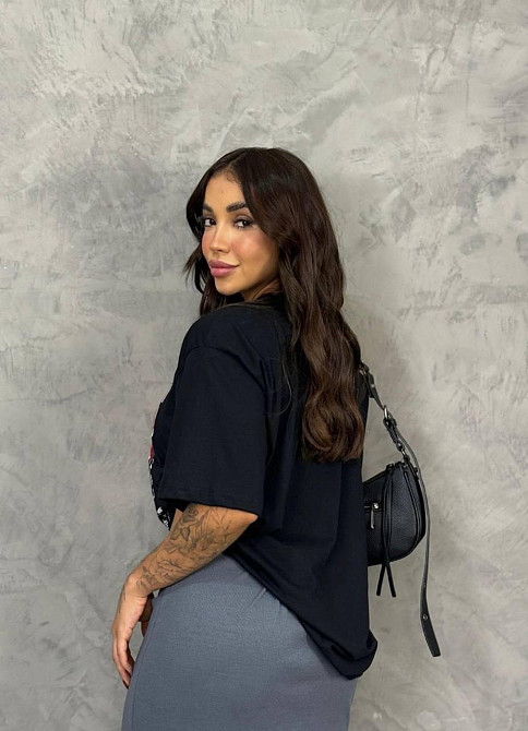 Женская оверсайз футболка с накатом Cherries турецкий трикотаж - кулир Черный Одесса - изображение 2