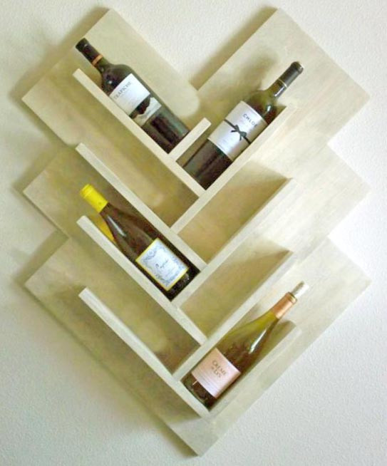 Настенная винная полка 