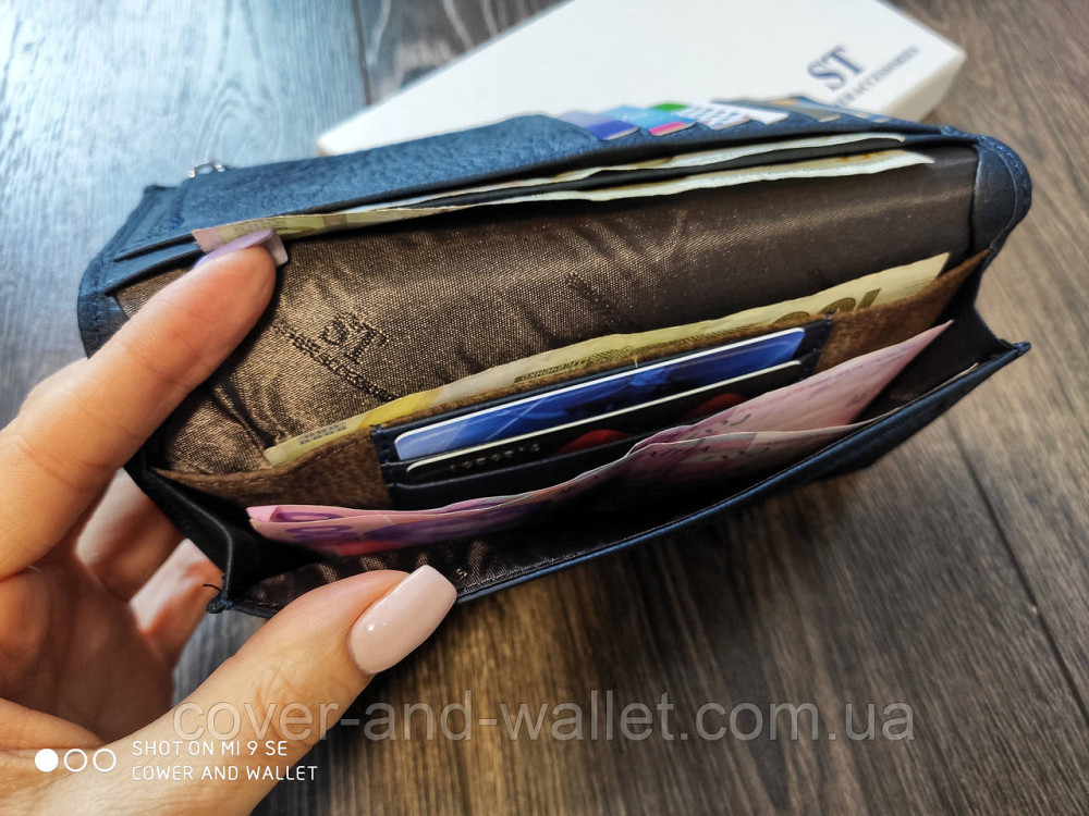 Стильний чоловічий шкіряний купюрник синього кольору ST Leather Київ - фото 4