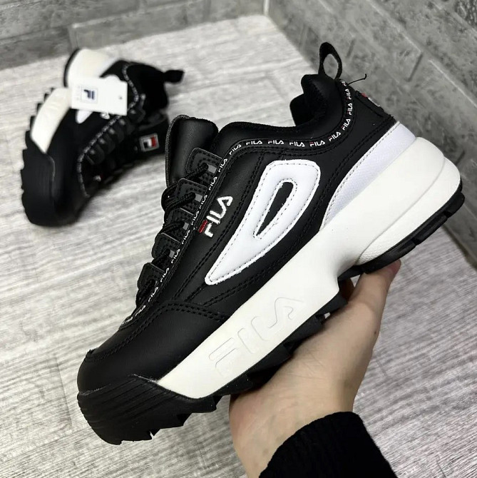 Кроссовки FILA Disruptor Чёрные Женские Кожаные Фила (размеры: 36,37,38,39,40) Видео Обзор Днепр - изображение 6