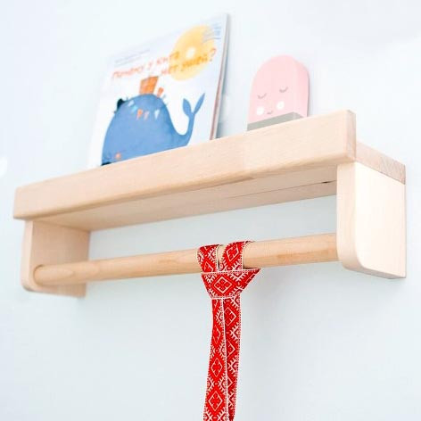 Полка для медалей 