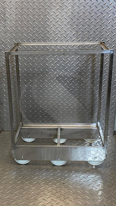 Євро-візок з полицею для пластикових ящиків Київ - фото 1