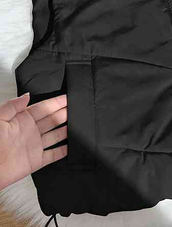 Жіноча укорочена жилетка з кишенями на блискавці плащівка на синтепоні Чорний, 46/48 Одеса