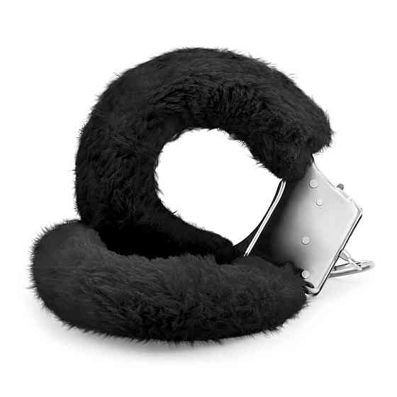Наручники Love Cuffs Crushious металлические, с чёрным мехом Sex Aura Киев