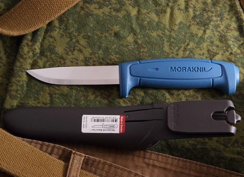 Туристичний Ніж із чохлом Morakniv "Basic 546" Blue (12241) Нержавіюча сталь Нововолинськ - фото 8