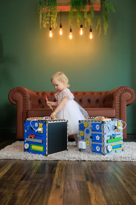 Бизиборд Бизикуб от 6 мес для мальчика 30*30*30 Серый детский Развивающий Бизиборд для мелкой моторики детский Бизиборды Монтессор Тернополь - изображение 18