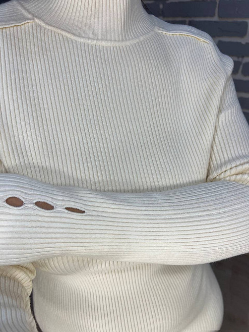 Платье женское Accorddream 2287 теплое вязаное свитер рубчик воротник стойка разрезы миди, молочний, 44-48 Киев - изображение 2