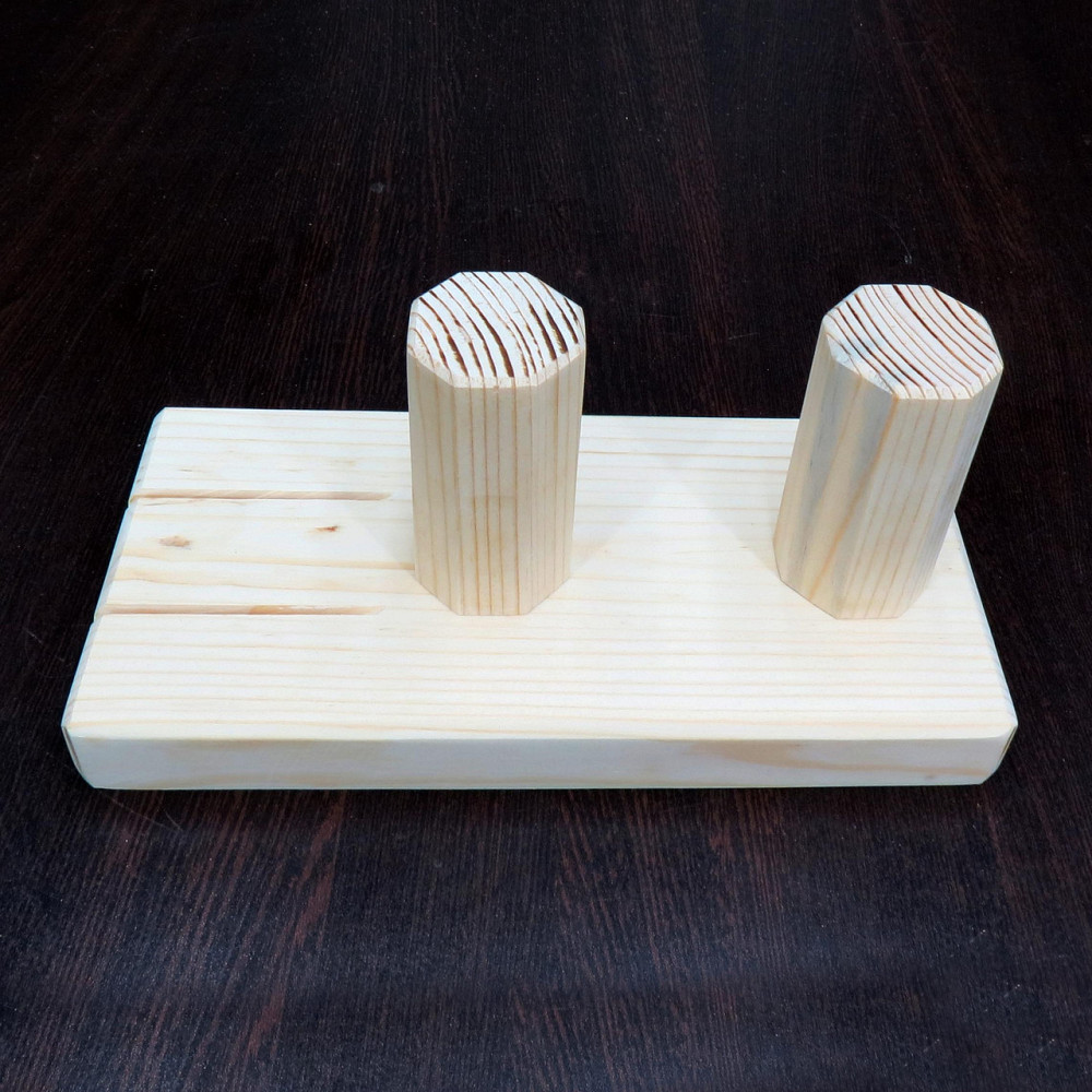 Настенный держатель гитары 