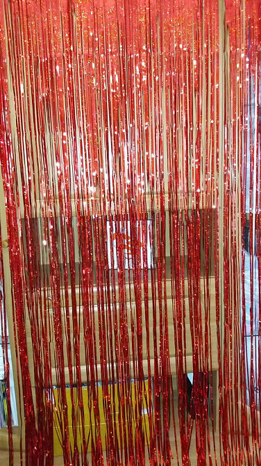 Штора дощик для фотозони з голограмою новорічний 2 м на 1 м червоний Київ - фото 8