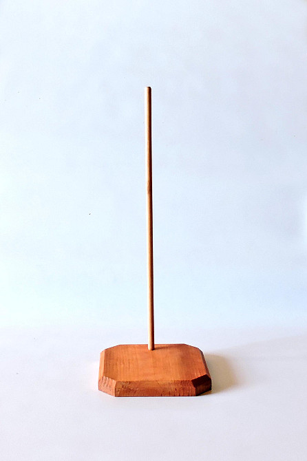 Подставка для кукол 