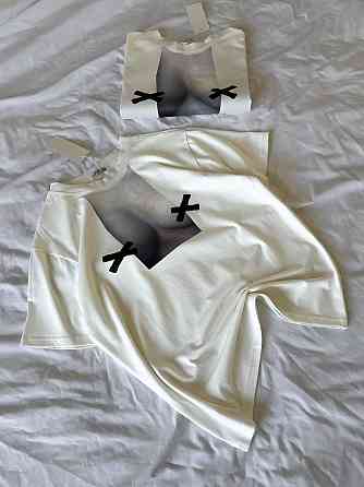 Жіноча стильна оверсайз футболка з пікантним малюнком турецький кулір Одеса