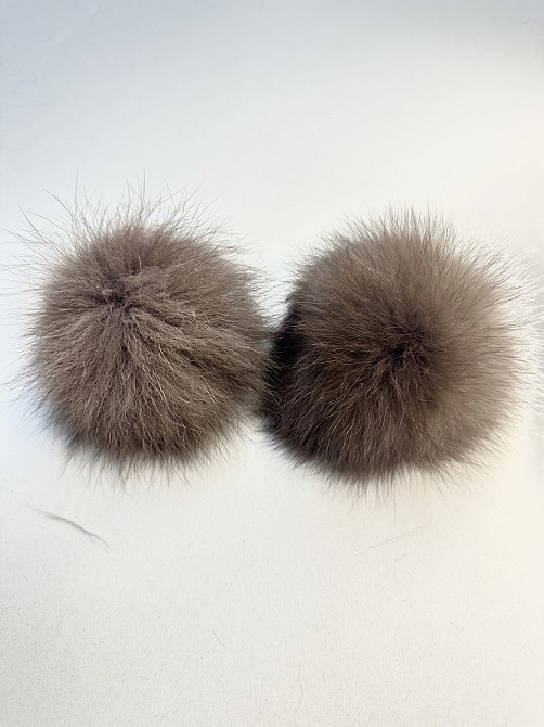 Помпони бубони хутряні песцеві на шапку 10-12см Коричневий Харків - фото 2