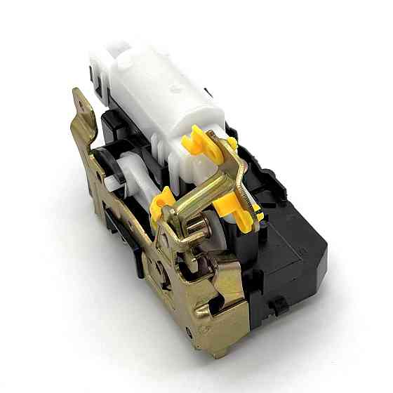 Замок двери задней правой электро 2 pin GP Iveco Daily E3/E4/E5 (5801352917) Киев