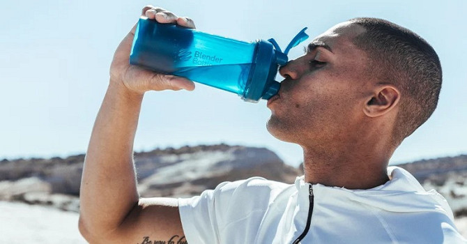 Шейкер спортивний BlenderBottle Pro45 1270ml Ocean Blue Кам'янське - фото 7