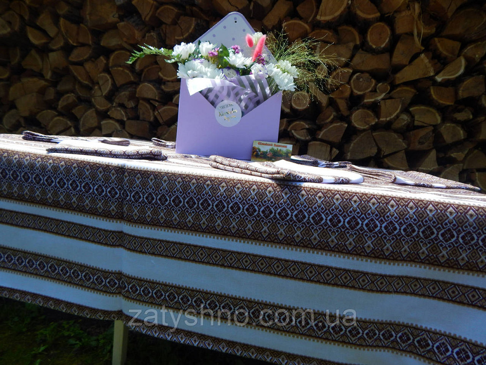 Вышитой столовый комплект: скатерть коричневая и 6 салфеток Киев - изображение 2