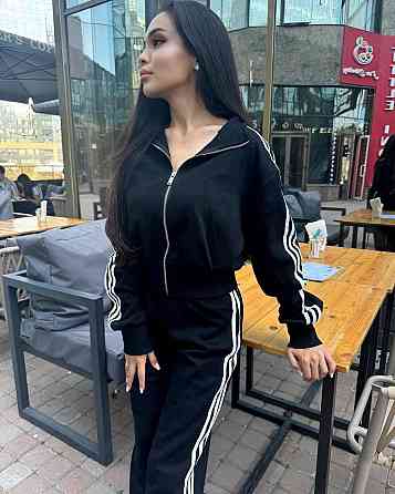 Женский повседневный спортивный костюм двойка: кофта и штаны с лампасами турецкая двунитка 46/48, Черный Одесса