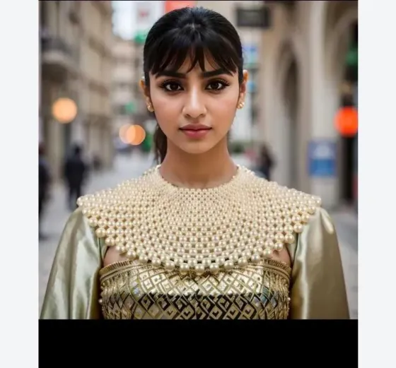 Экстравагантное ожерелье-воротник. Киев