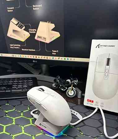 Игровая мышь Attack Shark X6 на топовом сенсоре 26000 dpi + dock RGB. Харьков