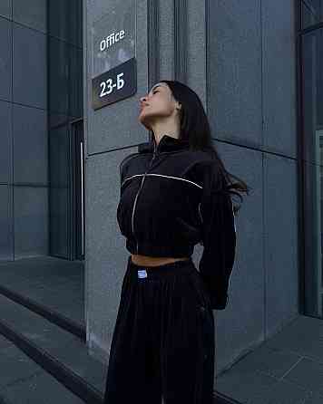 Жіночий теплий стильний костюм-трійка з м'якого велюру. Чорний, 46/48 Одеса