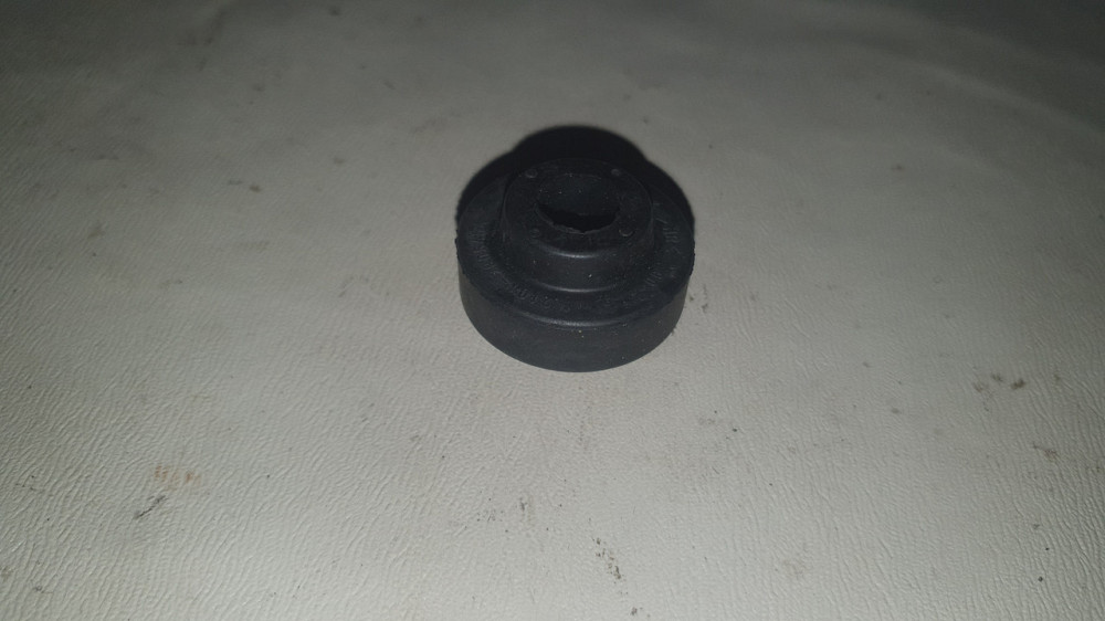 Втулка шарнира амортизатора ВАЗ передней подвески. 2101-2905454. Харьков - изображение 1