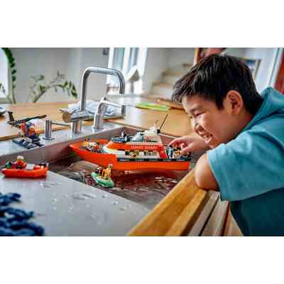 Конструктор LEGO City Спасательный катер и вертолет береговой охраны (60504) Винница