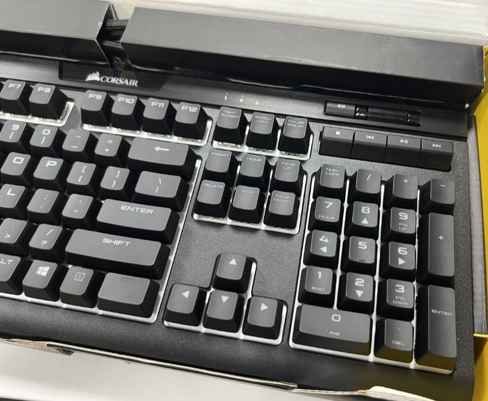 Ігрова механічна Клавіатура Corsair Київ - фото 4