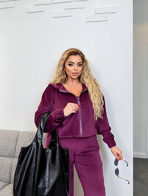 Жіночий теплий костюм-двійка: кофта та штани батал зі стразами велюр спорт на хутрі Марсала, 60/62 Одеса - фото 3