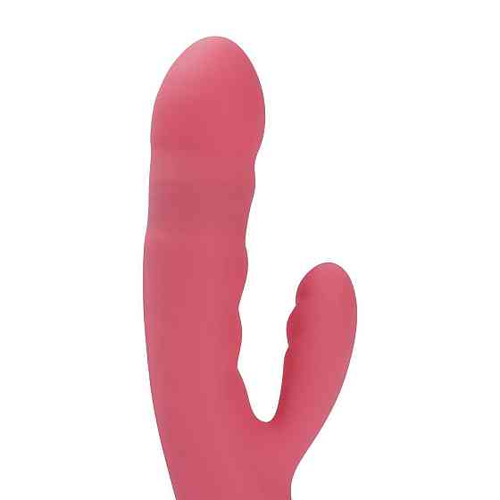 Вибратор-кролик Svakom Avery Strawberry Pink с двигающимся стволом, движение вперед-назад Sex Aura Киев