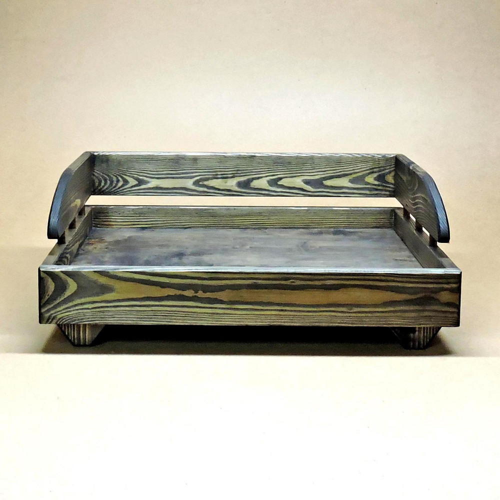 Лежак деревянный для собаки 